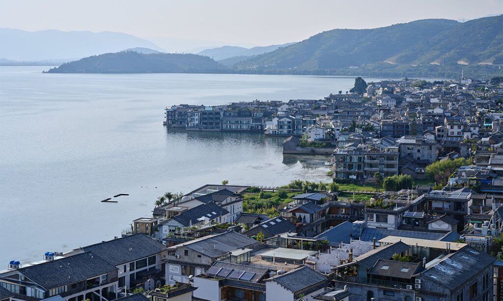 trai-nghiem-santorini-dai-ly-mot-ngay-giua-troi-au-phuong-dong.jpg