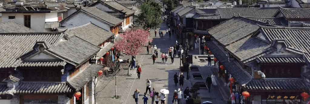 trai-nghiem-santorini-dai-ly-mot-ngay-giua-troi-au-phuong-dong.jpg