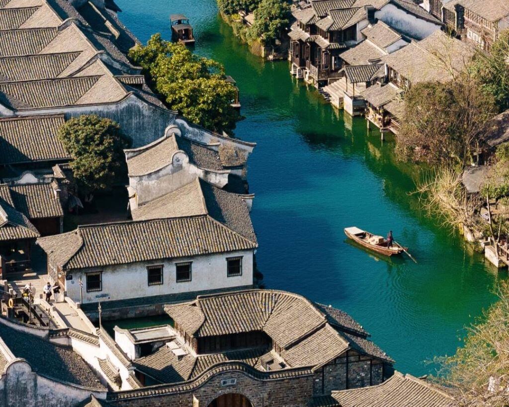 Tour-thuong-hai-o-tran-hy-chau-to-chau.jpg