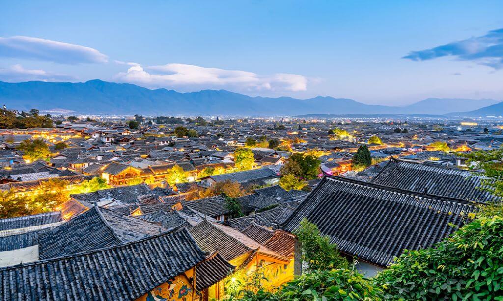 pho-tu-phuong-le-giang-diem-giao-thoa-van-hoa-ngan-nam.jpg