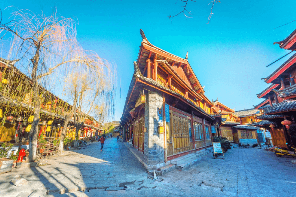 pho-tu-phuong-le-giang-diem-giao-thoa-van-hoa-ngan-nam.jpg